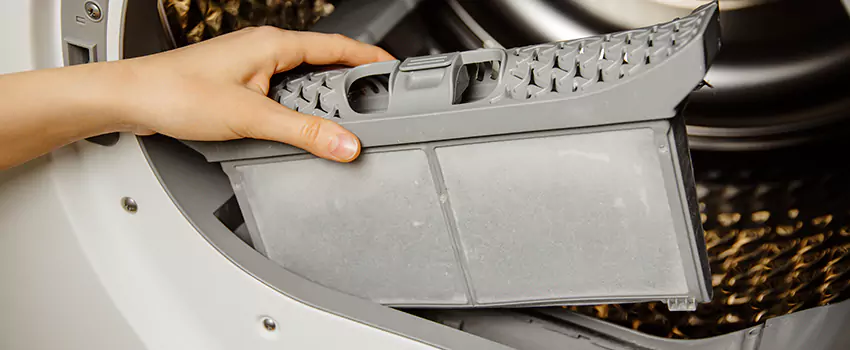 Signs Of A Clogged Dryer Lint Trap in Silverdale, Washington
